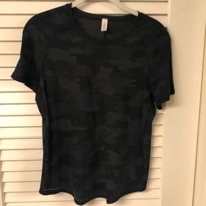 Lululemon Camo Shirt - excellent condition